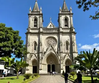 Conheça a Imponente Catedral Metropolitana de Vitória, ES
