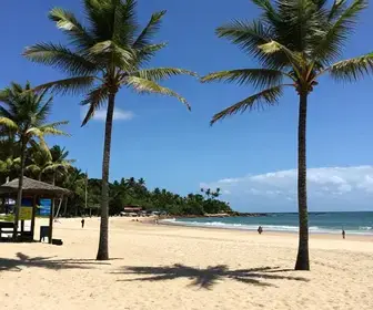 Descubra a Praia da Barra do Jucu: Um Paraíso em Grande Vitória