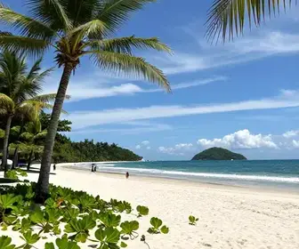 Descubra a Praia de Itaparica: Um Paraíso no Espírito Santo