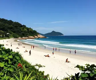 Descubra a Praia de Setiba: Um Destino Imperdível no Espírito Santo