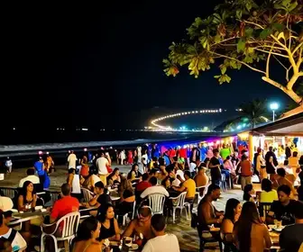 Descubra a Vibrante Vida Noturna de Itaúnas no Espírito Santo