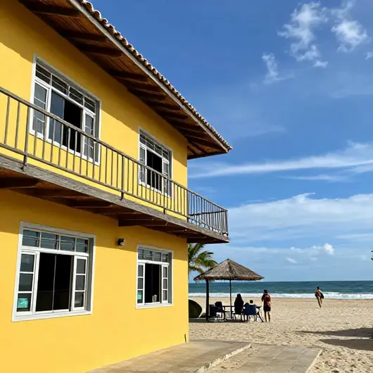 Yellow Hostel Praia da Costa: A Comodidade que Você Procura